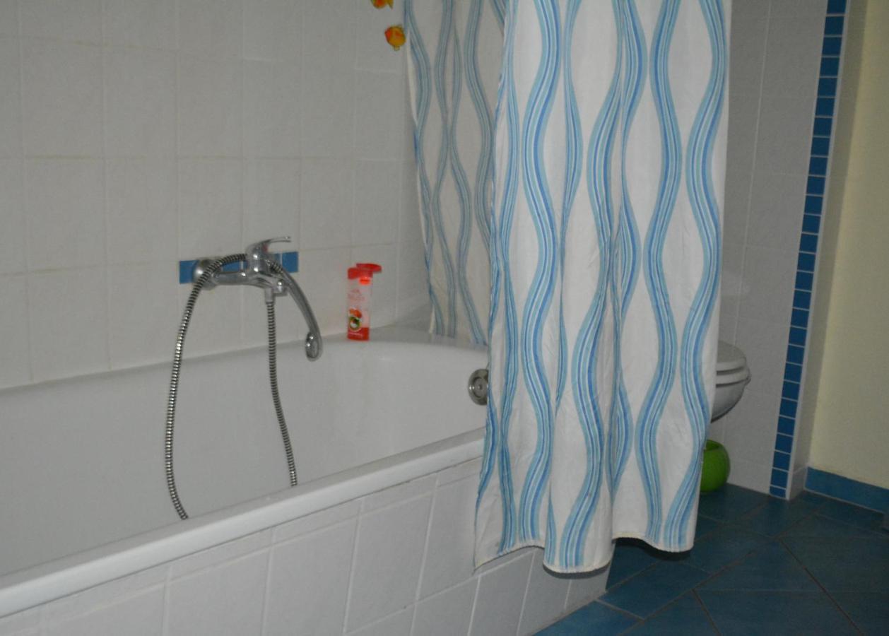Ferienwohnung Freiraumwohnung Tessenow Εξωτερικό φωτογραφία
