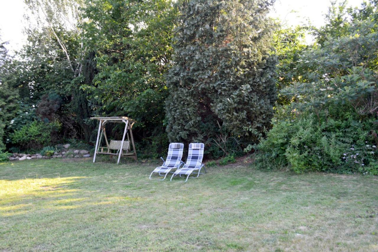 Ferienwohnung Freiraumwohnung Tessenow Εξωτερικό φωτογραφία